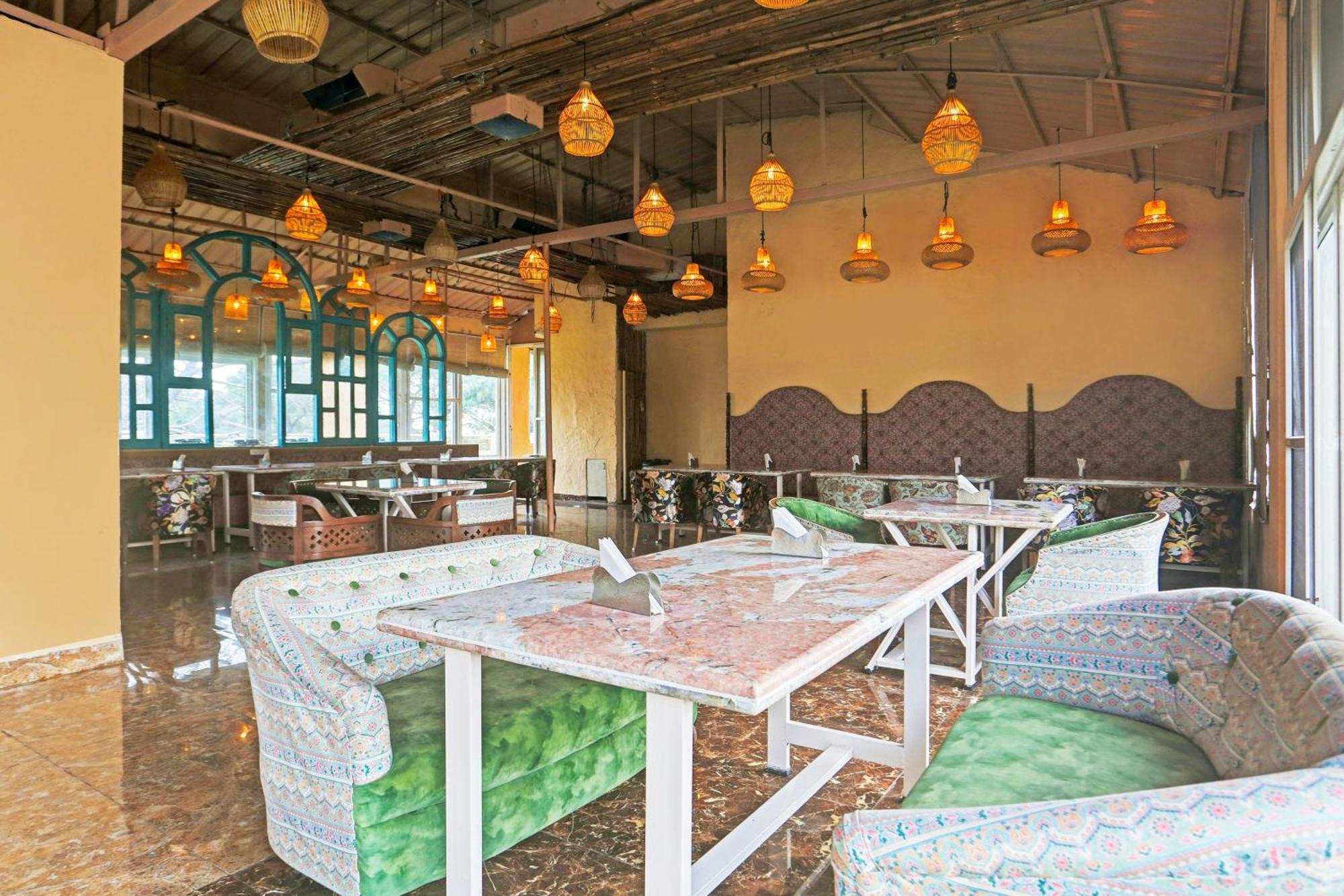 Super Townhouse Oak Dharamshala Near Maximus Mall Esterno foto